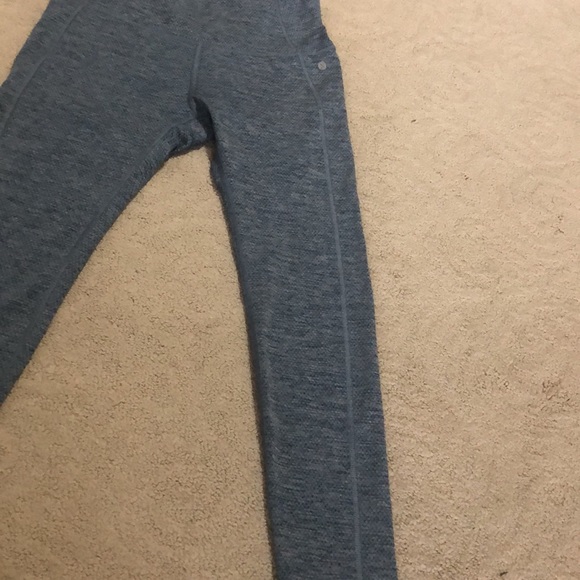 Layers quick dry Sz Small exercise pants. - Picture 7 of 8